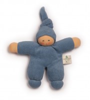 Nanchen - dukke -17 cm. - blå